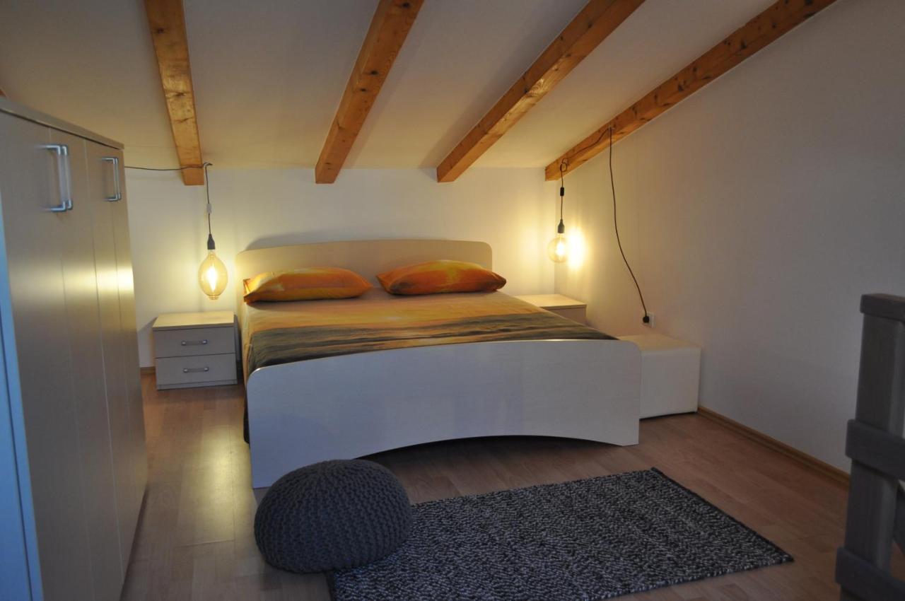 Kamenjak Volme, Cousy House With Pool Banjole Extérieur photo